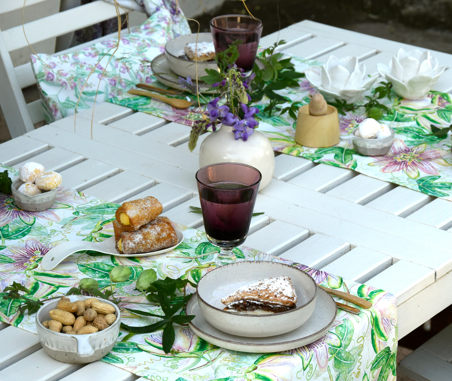 TABLE RUNNER PASSIFLORA CAERULEA